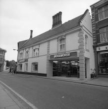 F. W. Woolworth & Co, Market Place