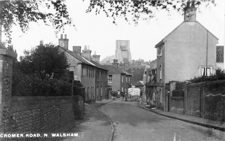 Cromer Road, North Walsham. 1915. (North Walsham Archive) Photograph. Cromer Road, North Walsham. 1915. (North Walsham Archive).