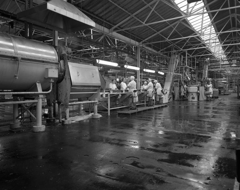 HP Smedleys Factory Floor, Norwich Road (North Walsham Archive) Photograph. HP Smedleys Factory Floor, Norwich Road (North Walsham Archive).